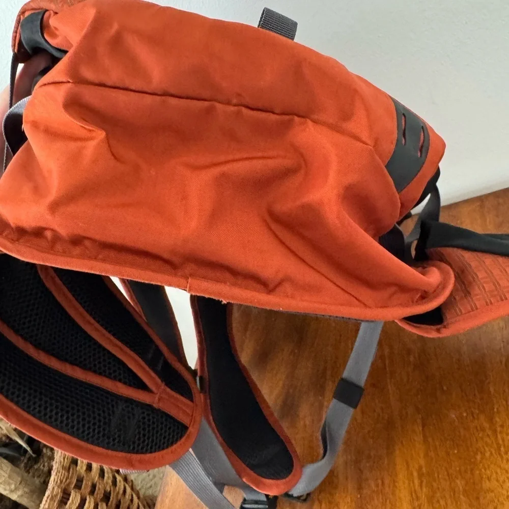 Patagonia Catalyst Backpack Pack Orange Ripstop Grid Bag Hiking
